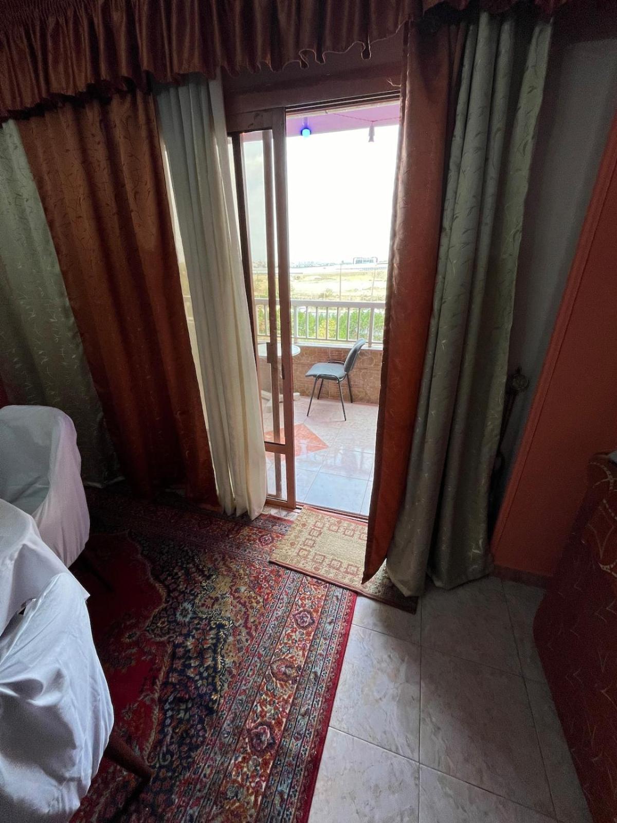Spacious Apartment - Heliopolis 10Min From Airport El El Cairo Exterior foto